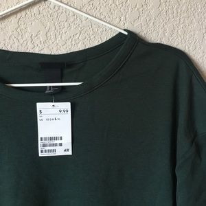 NWT H&M Dark Forest Green Tee Large